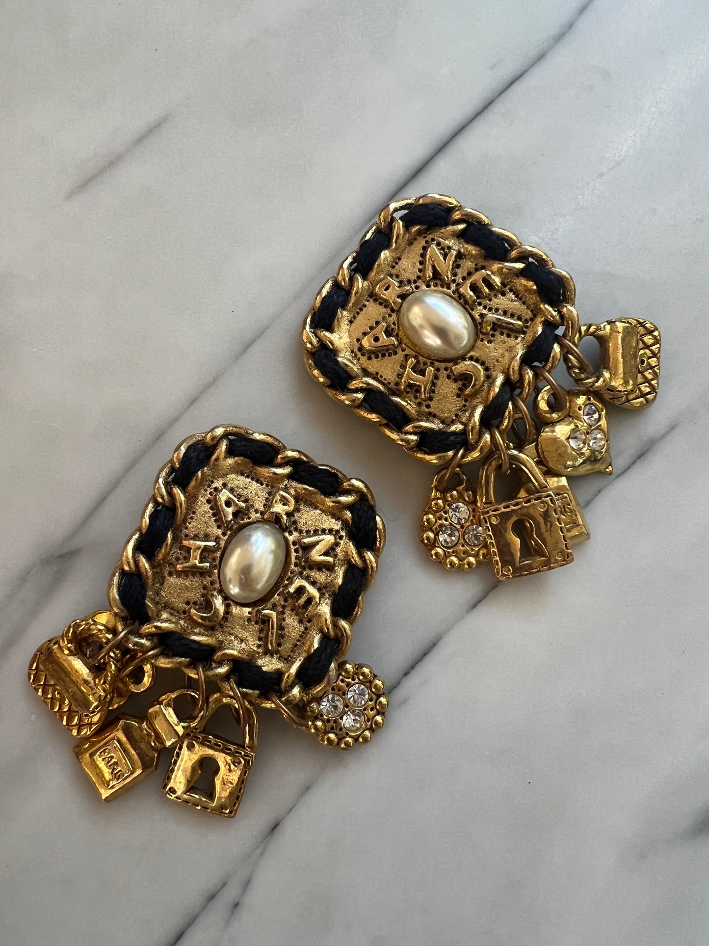 1980's ChaRnel Clip On Earrings