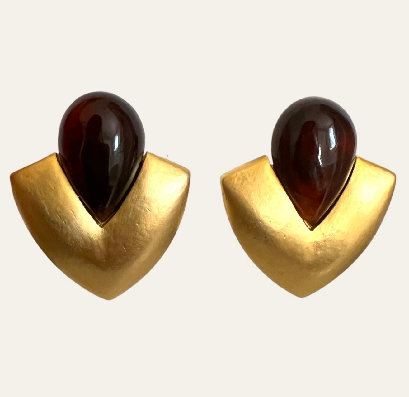 Large Brushed Gold Tone With Brown Stone Teardrop Clip On Earrings