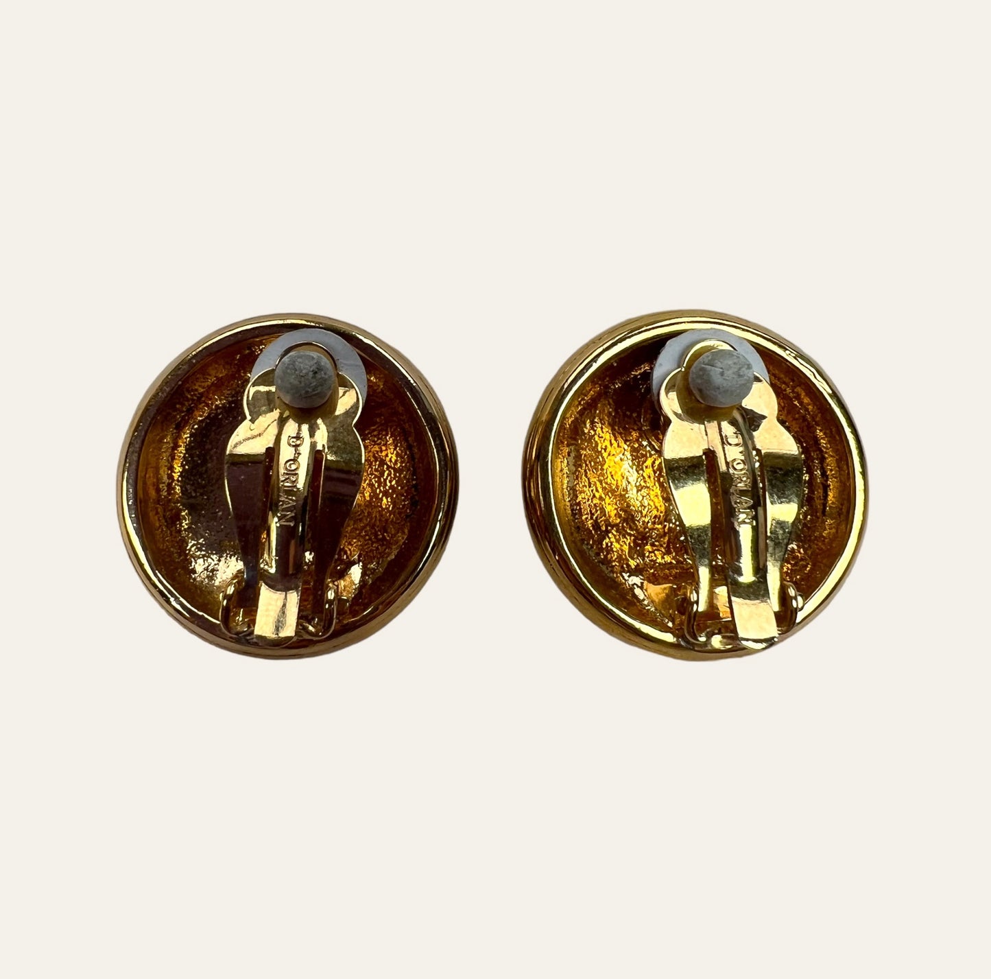 D'ORLAN Streaked Circular Clip On Earrings