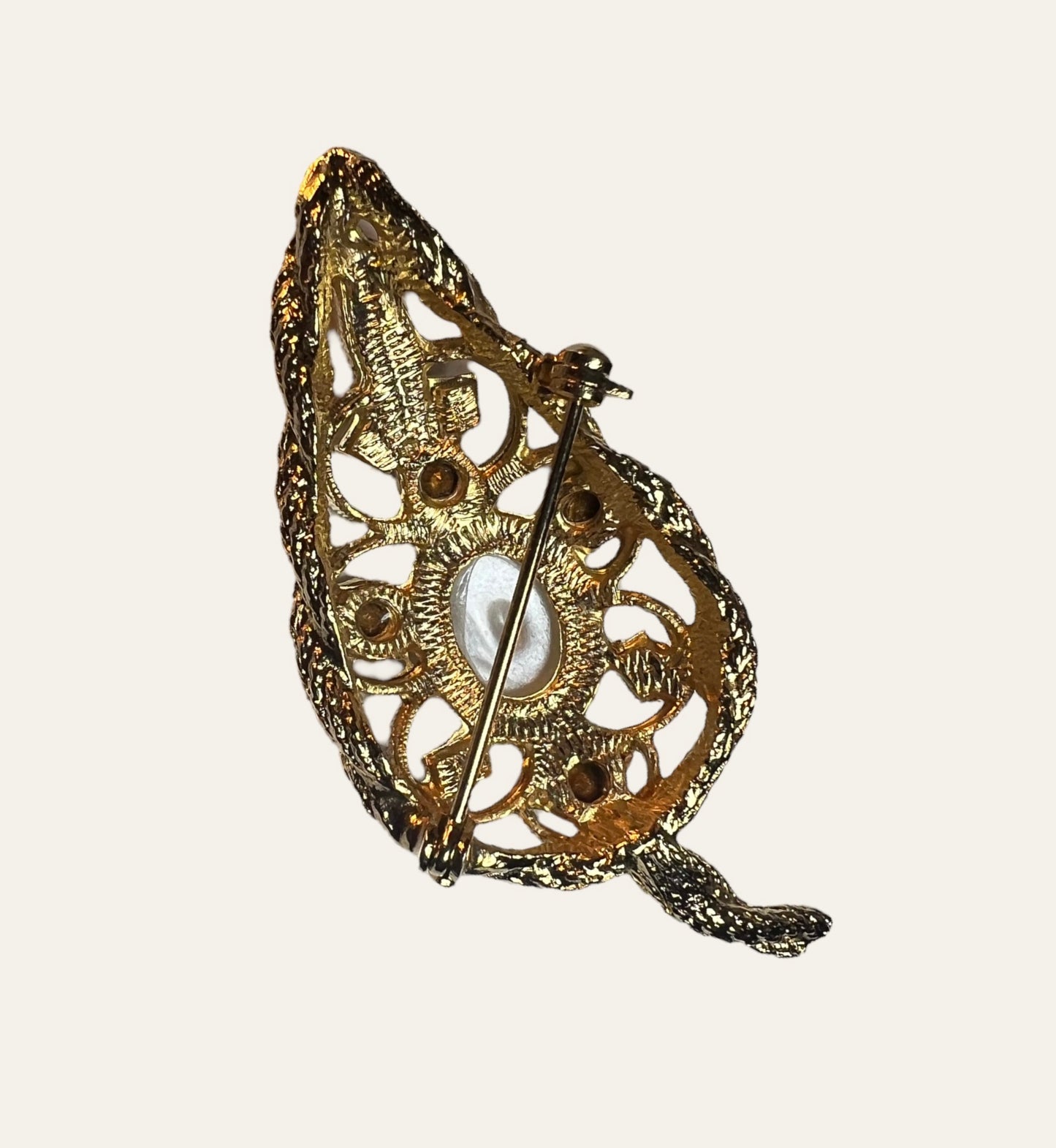 Moushe Shaped Faux Pearl Brooch