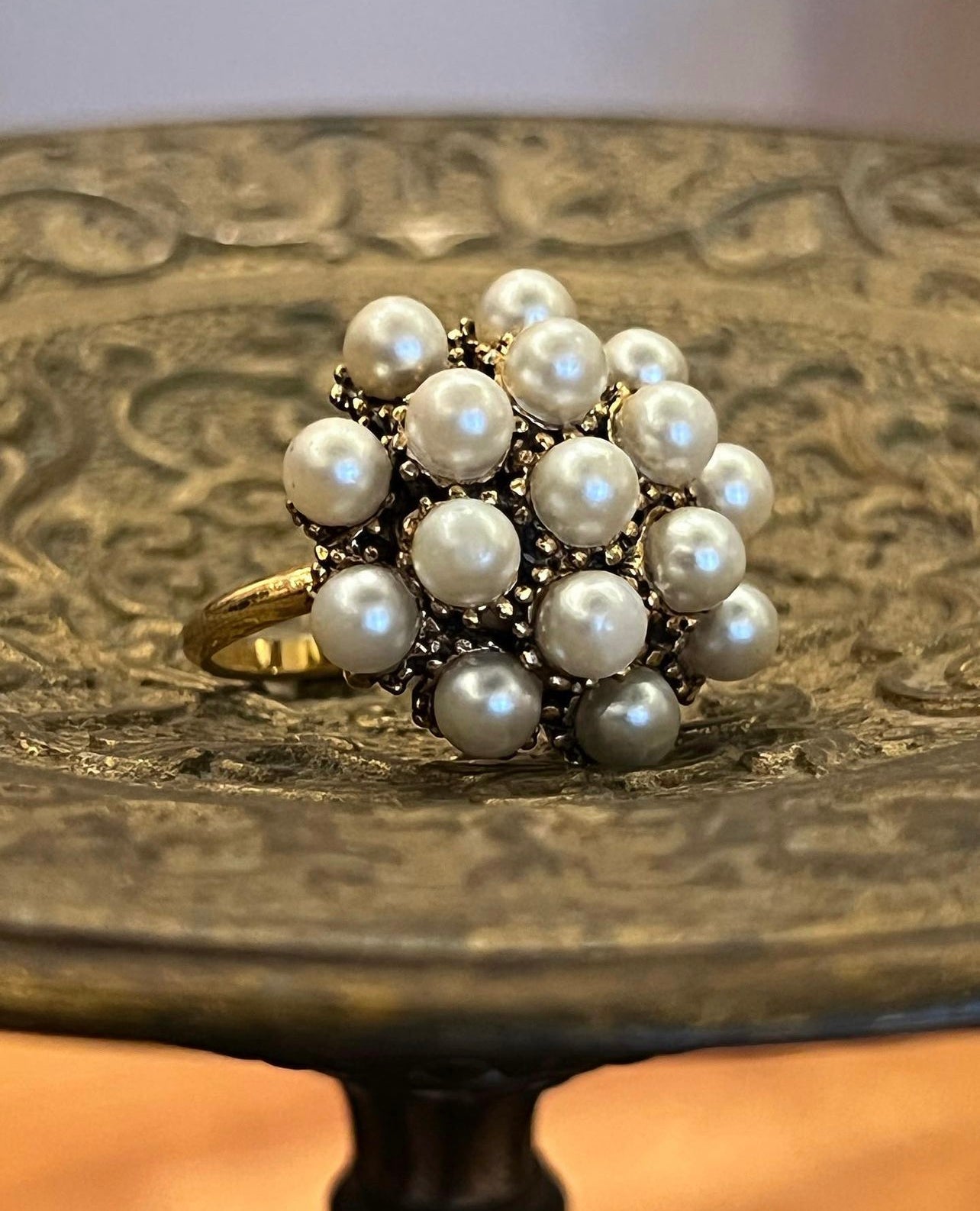 Adjustable Circular Gold Tone Ring With Faux Pearls