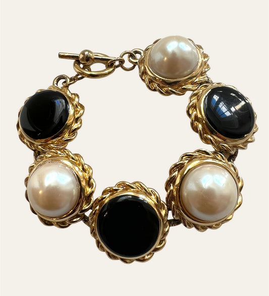 Finito Black And Faux Pearls Bracelet