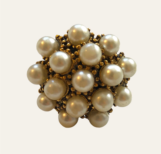 Adjustable Circular Gold Tone Ring With Faux Pearls