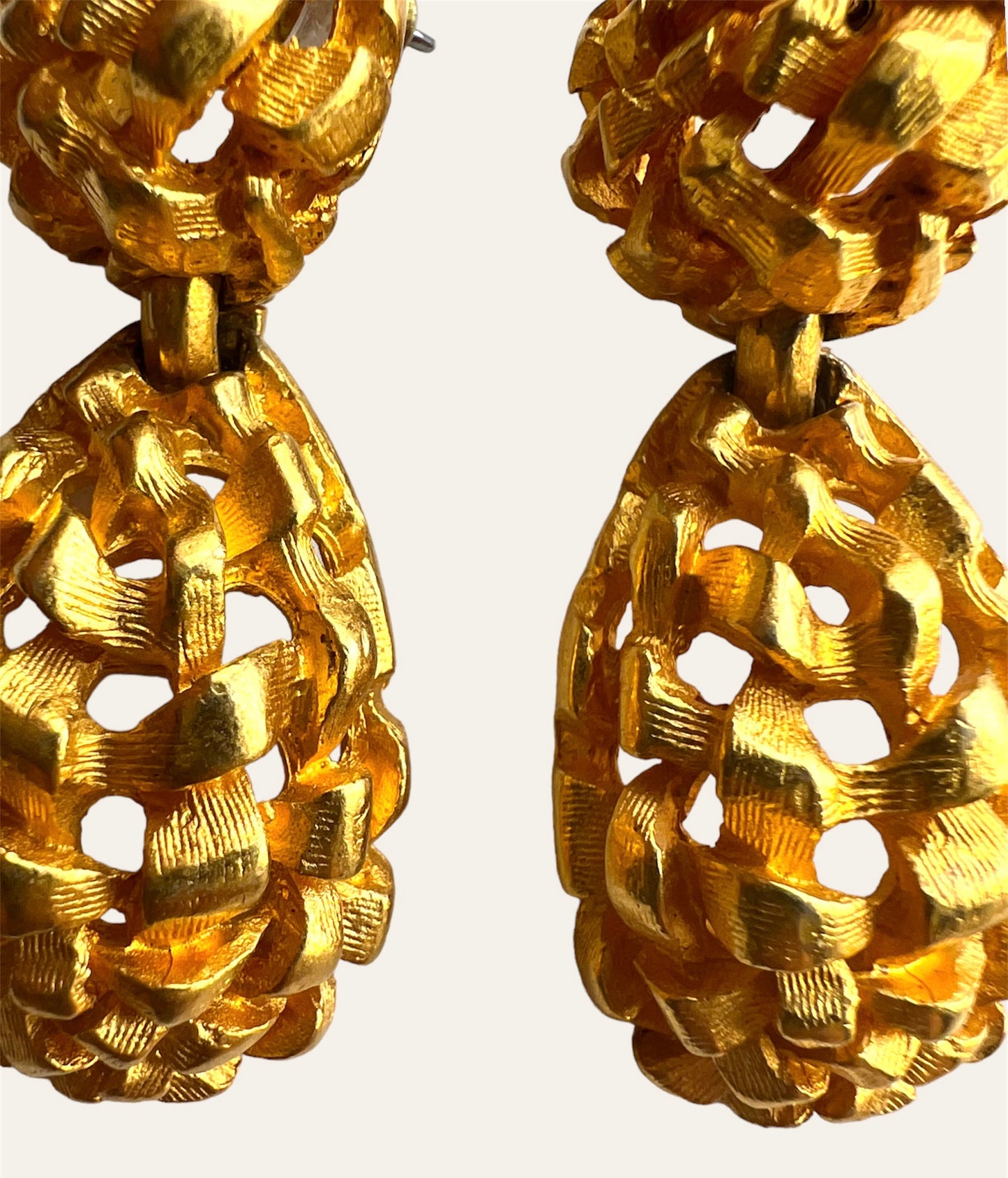 1990's Gold Tone Basketweave Drop Earrings