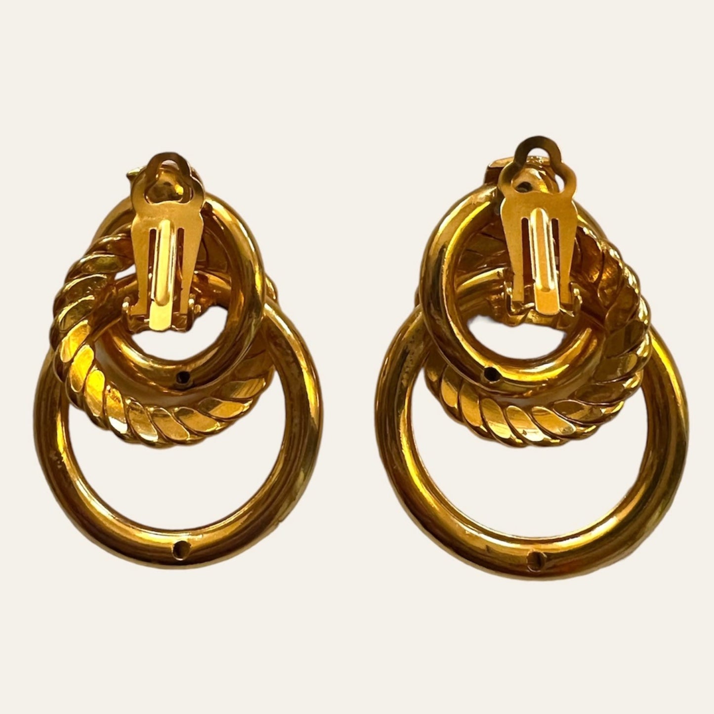 Gold Tone Multi Layered Circles Clip On Earrings