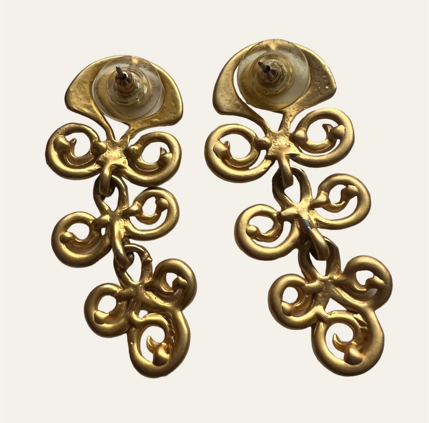 Vintage Matte Gold Tone Eye Swril Dangle Earrings